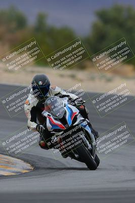 media/Jan-14-2023-SoCal Trackdays (Sat) [[497694156f]]/Turn 10 (1050am)/